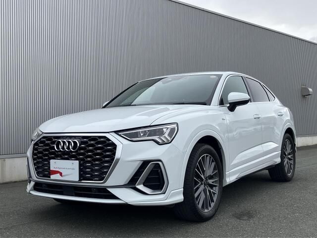 AUDI / AUDI Q3 SPORTBACK