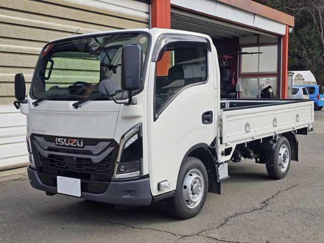 Japanese used car Ref# 1472398 ISUZU / ELF Mio