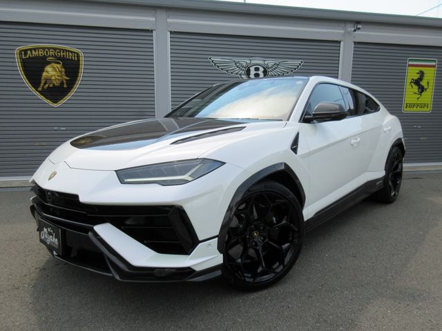 LAMBORGHINI / LAMBORGHINI URUS