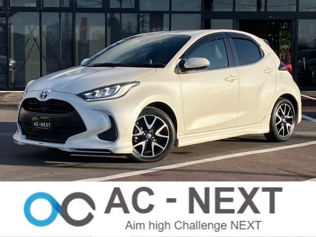 TOYOTA / YARIS HYBRID