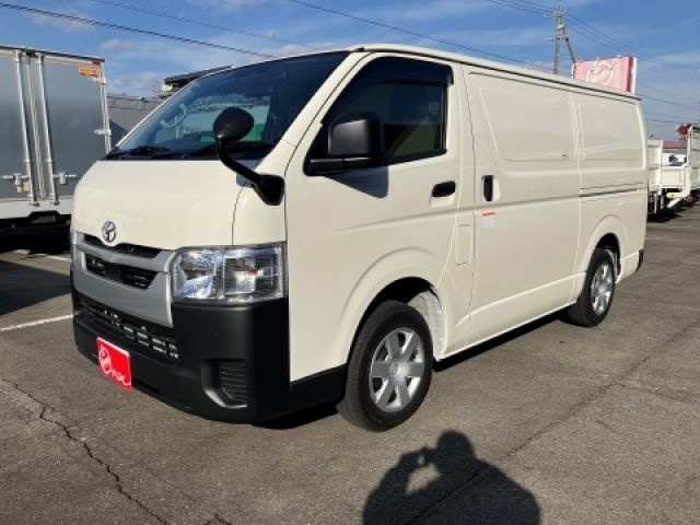 TOYOTA / HIACE van 2WD