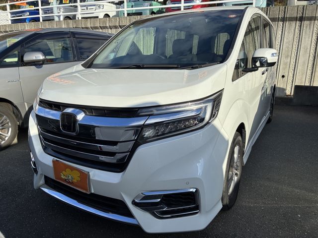 HONDA / STEPWAGON e:HEV SPADA