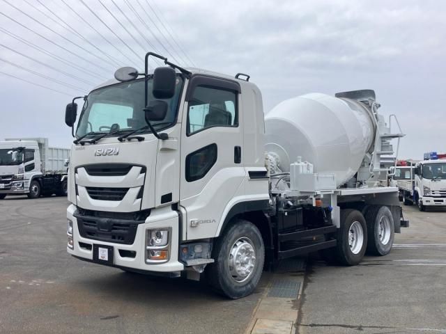 ISUZU / GIGA
