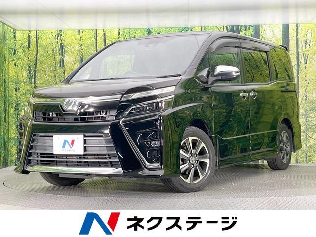 TOYOTA / VOXY