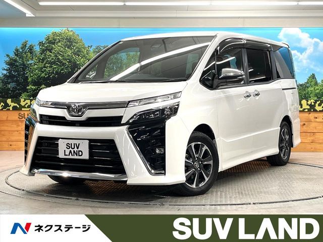TOYOTA / VOXY