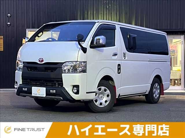 TOYOTA / HIACE van 4WD
