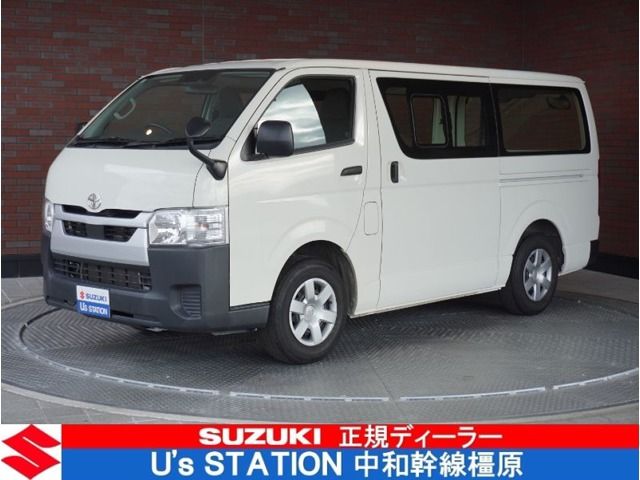 TOYOTA / HIACE van 2WD
