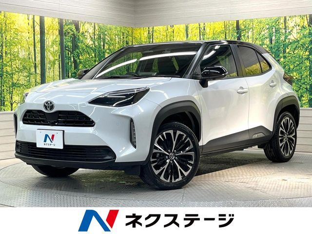 TOYOTA / YARIS CROSS HYBRID