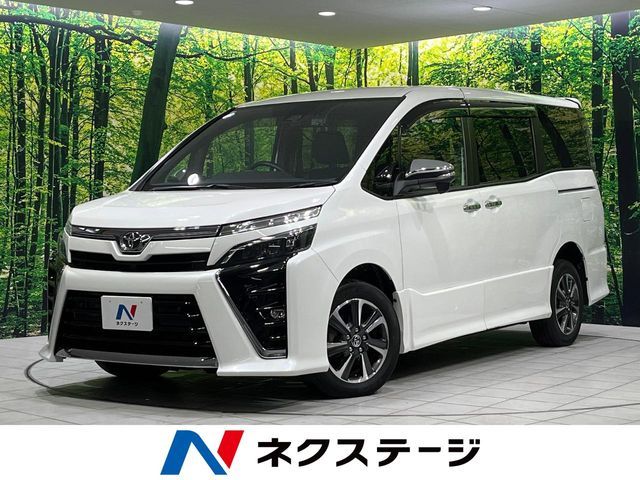 TOYOTA / VOXY 4WD