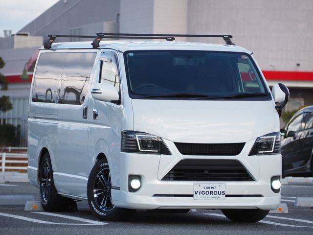 TOYOTA / REGIUSACE van 2WD