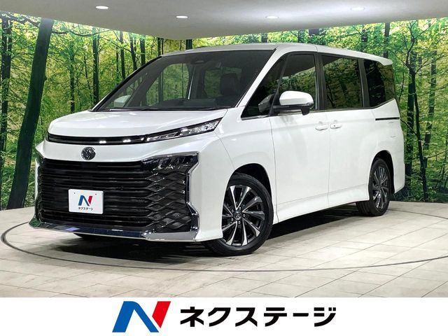 TOYOTA / VOXY