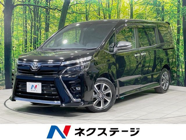 TOYOTA / VOXY