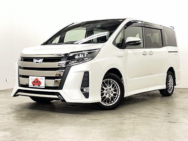 TOYOTA / NOAH HYBRID