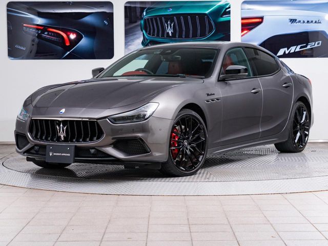 MASERATI / MASERATI GHIBLI Sedan