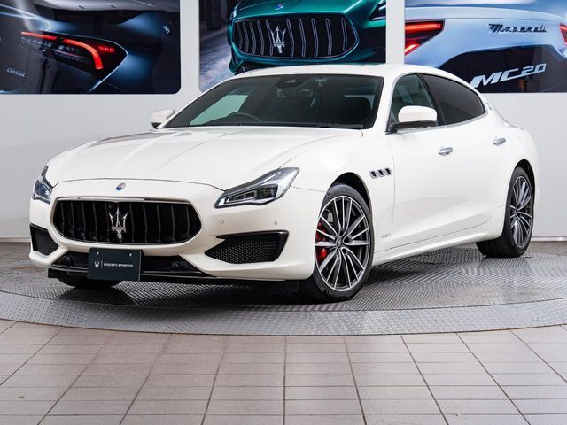 MASERATI / MASERATI QUATTROPORTE