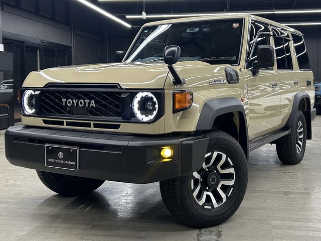 TOYOTA / LANDCRUISER 70