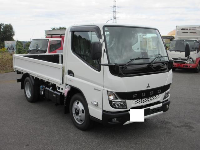 Japanese used car Ref# 1479806 MITSUBISHI / CANTER