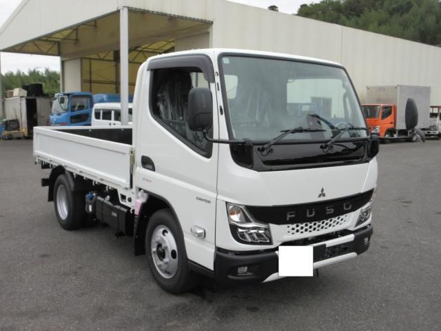 Japanese used car Ref# 1479817 MITSUBISHI / CANTER