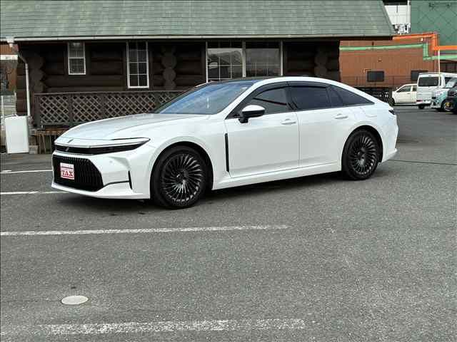TOYOTA / CROWN sedan hybrid
