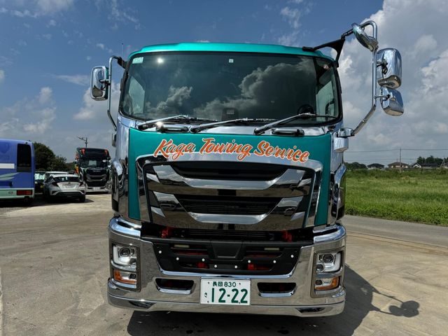 ISUZU / GIGA