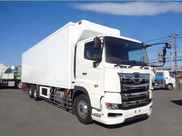 Japanese used car Ref# 1482262 HINO / PROFIA