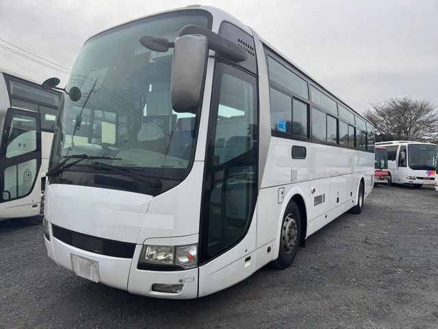 MITSUBISHI FUSOU / AERO ACE