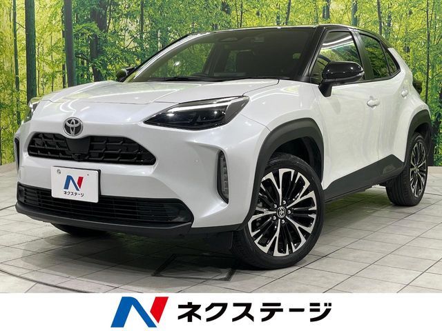 TOYOTA / YARIS CROSS HYBRID