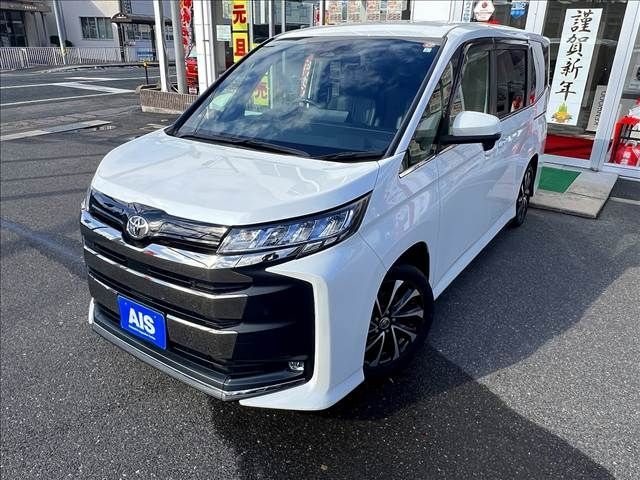 TOYOTA / NOAH