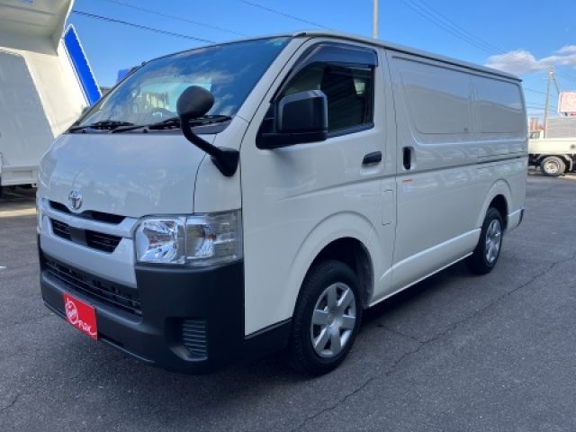TOYOTA / HIACE van 2WD