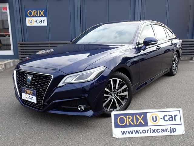 TOYOTA / CROWN sedan hybrid