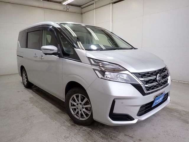 NISSAN / SERENA  WG