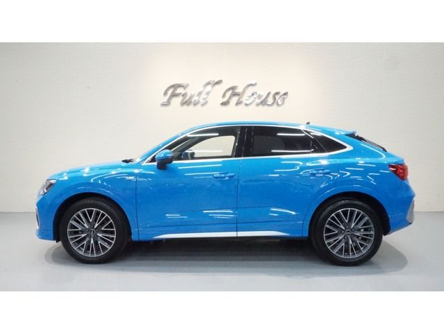 AUDI / AUDI Q3 SPORTBACK