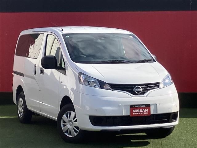NISSAN / NV200 VANETTE van 4WD