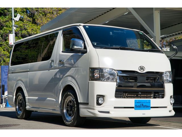 TOYOTA / HIACE van 2WD