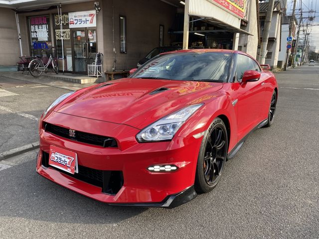 NISSAN / GT-R