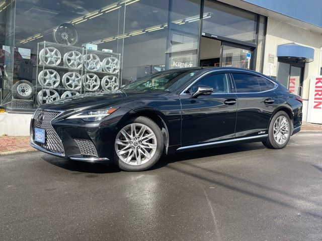 TOYOTA / LEXUS LS500h 4WD