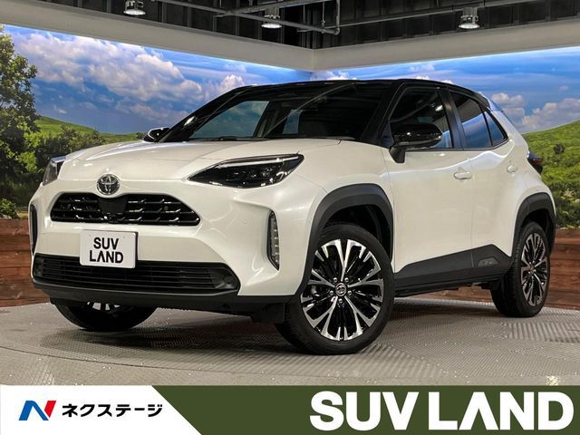 TOYOTA / YARIS CROSS HYBRID