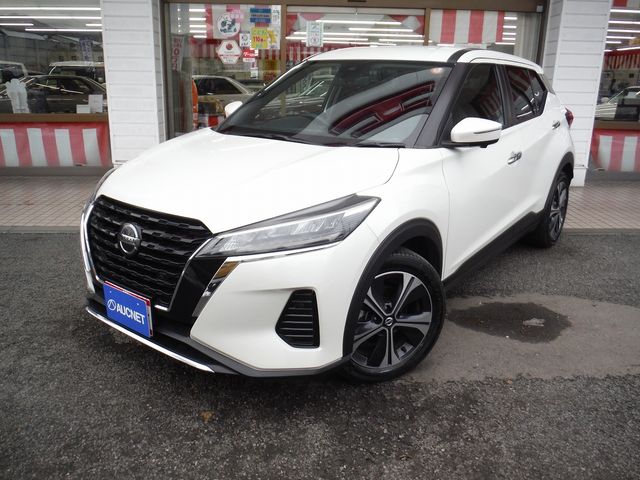 NISSAN / KICKS