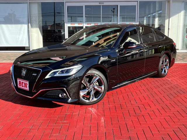 TOYOTA / CROWN sedan hybrid