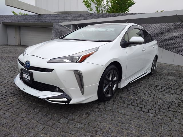 TOYOTA / PRIUS