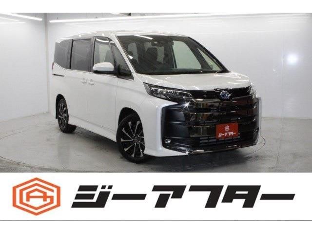 TOYOTA / NOAH HYBRID