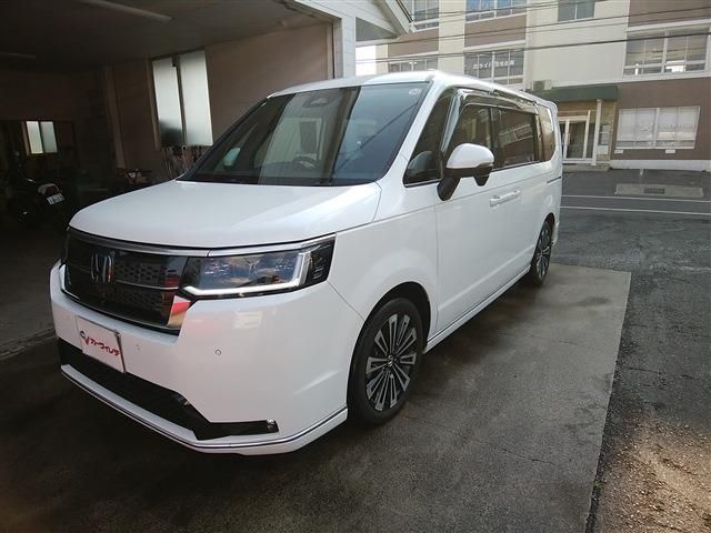 HONDA / STEPWAGON e:HEV SPADA