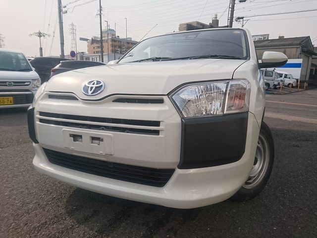 TOYOTA / PROBOX van HYBRID