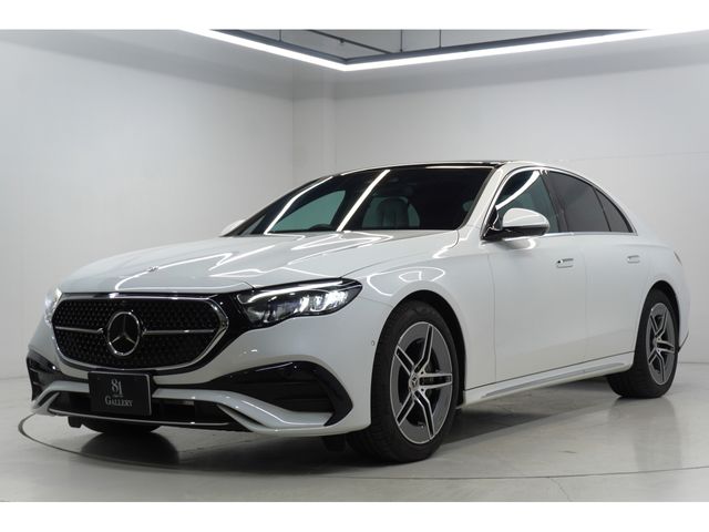 MERCEDES BENZ / MERCEDES BENZ E class sedan