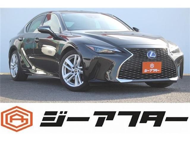 TOYOTA / LEXUS IS300h