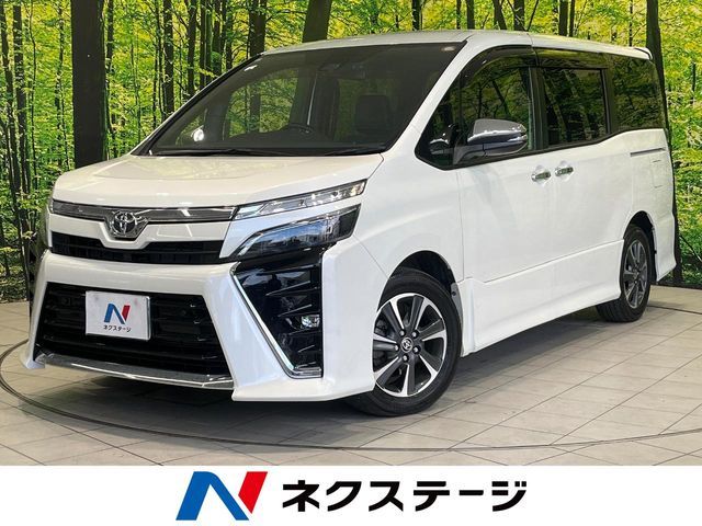 TOYOTA / VOXY