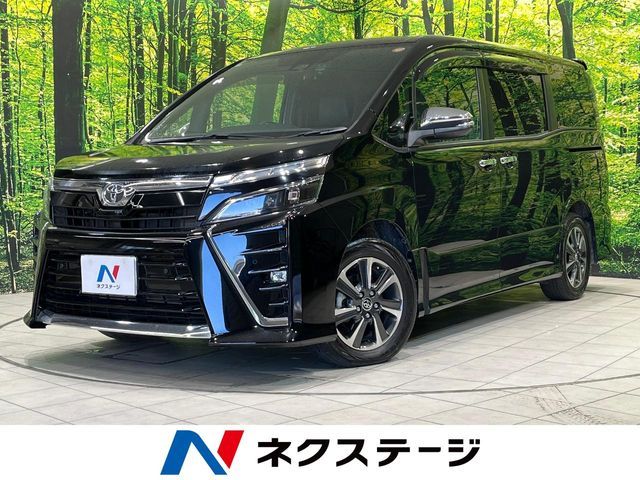 TOYOTA / VOXY