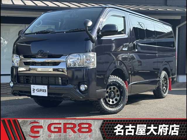 TOYOTA / REGIUSACE van 4WD
