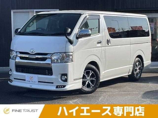 TOYOTA / HIACE van 4WD