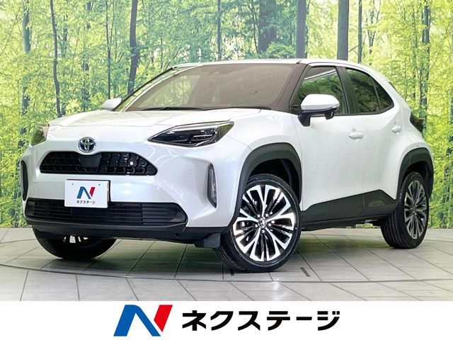 TOYOTA / YARIS CROSS HYBRID